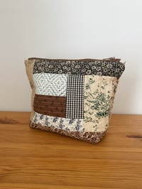 Image 5 of Zipper pouch 1