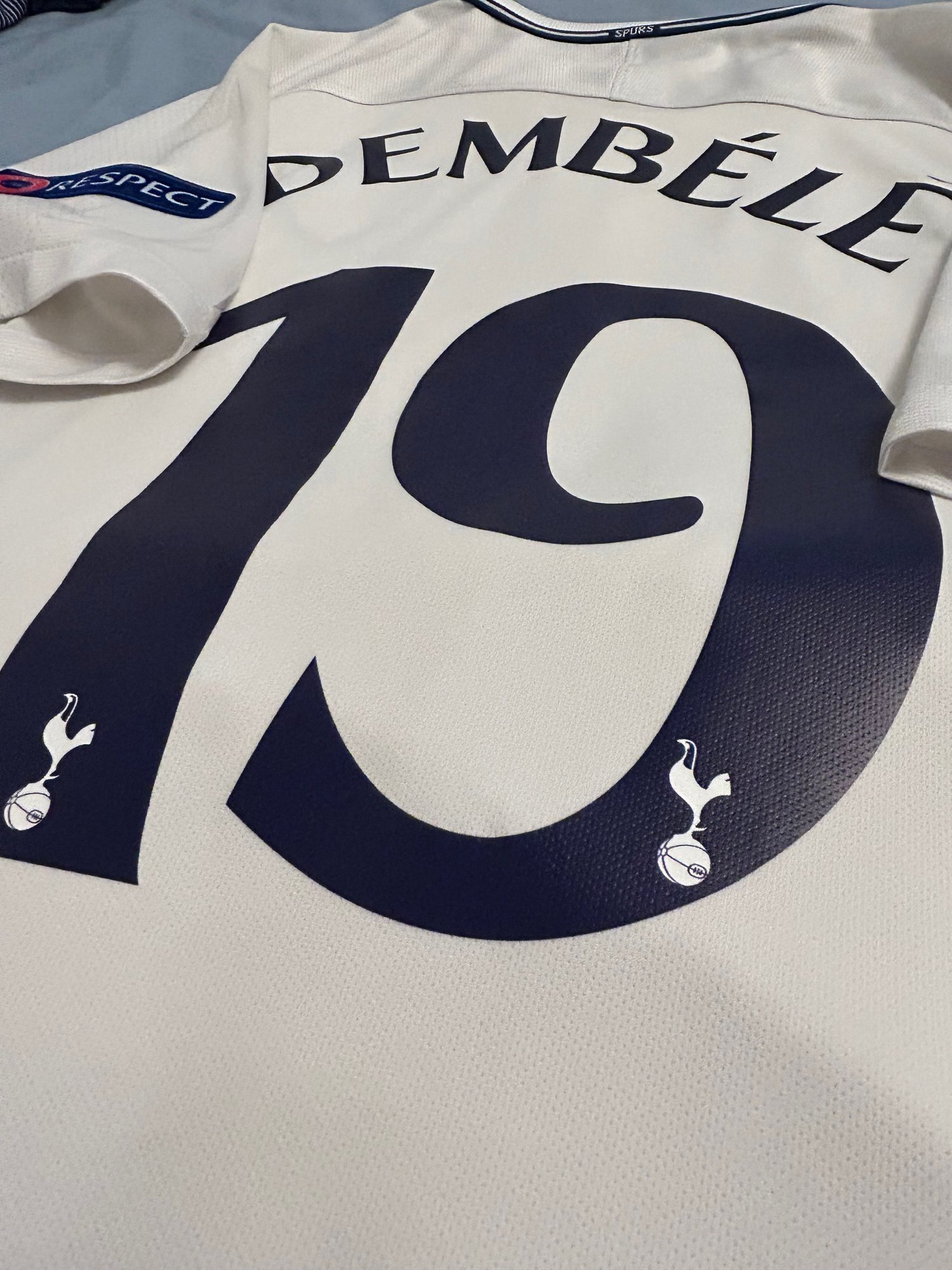 Image of Tottenham Hotspur “DEMBELE 19” 2017/18 Home Shirt + UCL patches, M
