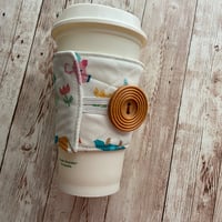 Image 3 of “Patchwork Farm” Quilted Hot/Cold Cup Cozy