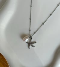Image 3 of Starfish Pearl Necklace