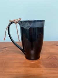 Image 1 of M47 Tall Slim Black Mug Speckled Blue Lip
