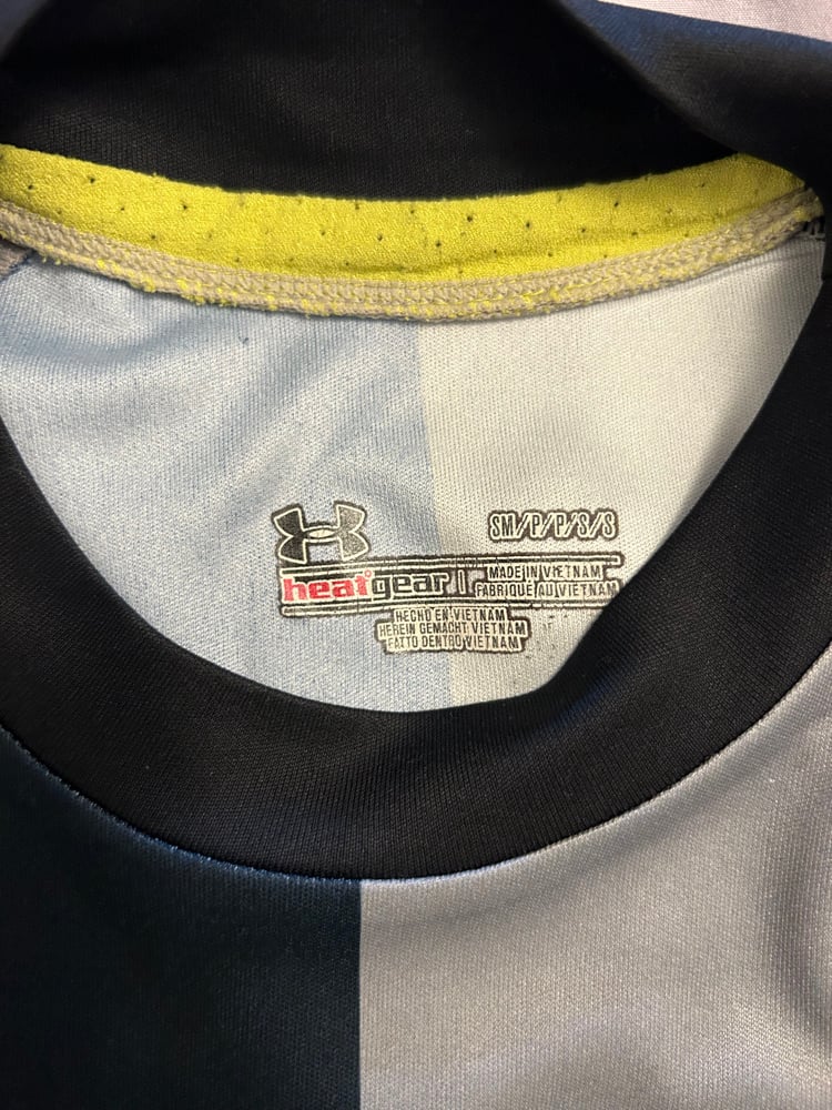 Image of Tottenham Hotspur “BALE 11” 2012/13 Third Shirt (S)