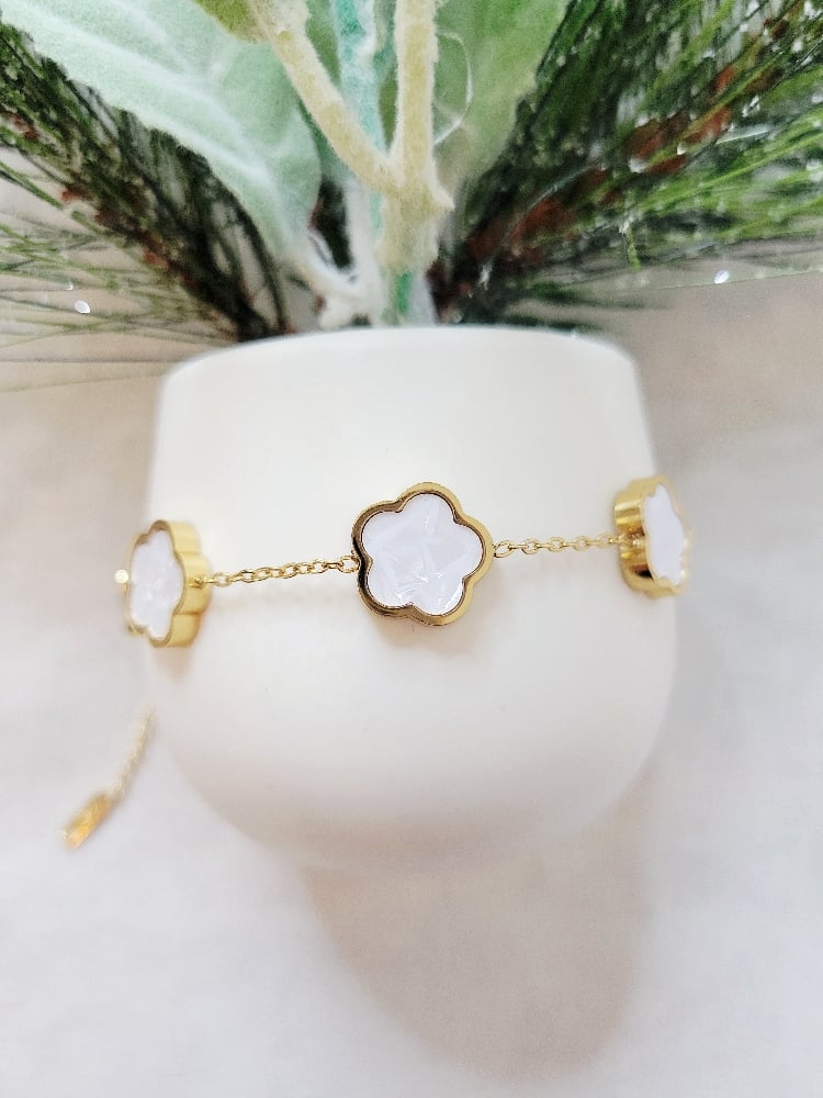 Image of Mother of Pearl Bracelet 