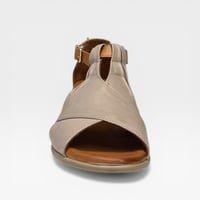 Image 2 of ROAMERS MAE SILVER GREY/COCONUT