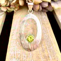 Image 5 of il corteccia peridot Pendant