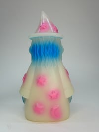 Image 2 of GLOW IN THE DARK WIZARD (CANDY PINK/BLUE)
