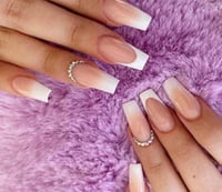 Image 2 of Nails - M/L (French Tips Design)