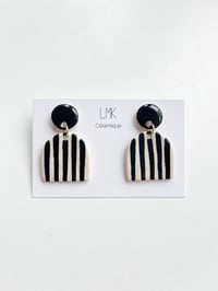 Paire de boucles d’oreilles céramique TOTEM RAYA noir