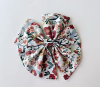 Image 4 of Ditzy floral | Genevieve Clip 