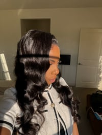 Image 4 of 22 inch BODY WAVE 7x6 HD LACE CLOSURE WIG 