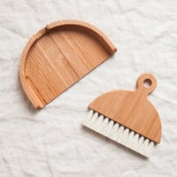 Image 2 of Pelle et brosse de table 