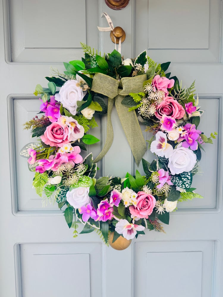 Image of 40cm rattan roses 