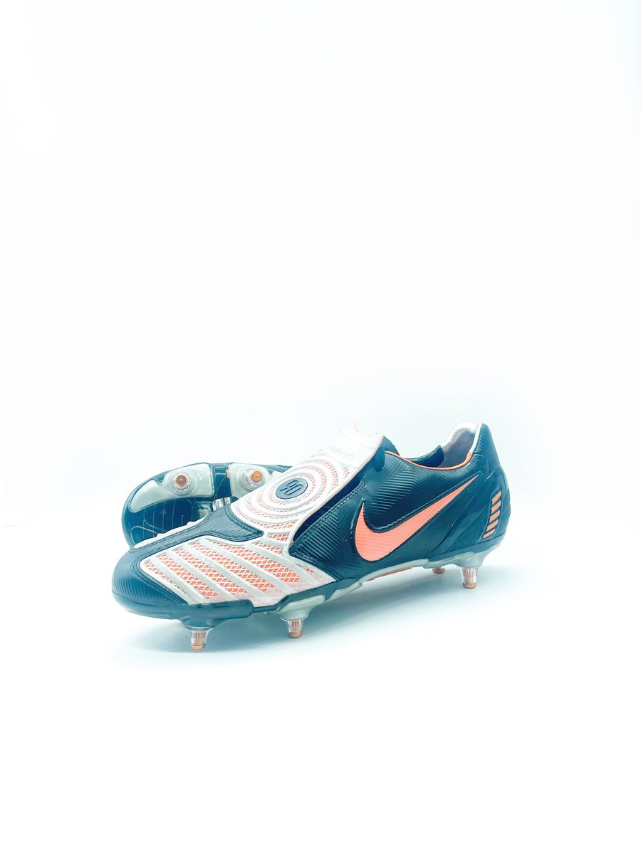 Image of Nike T90 III SG black