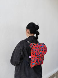 Image 3 of MOCHILA pequeña ZARVAJE ROJO