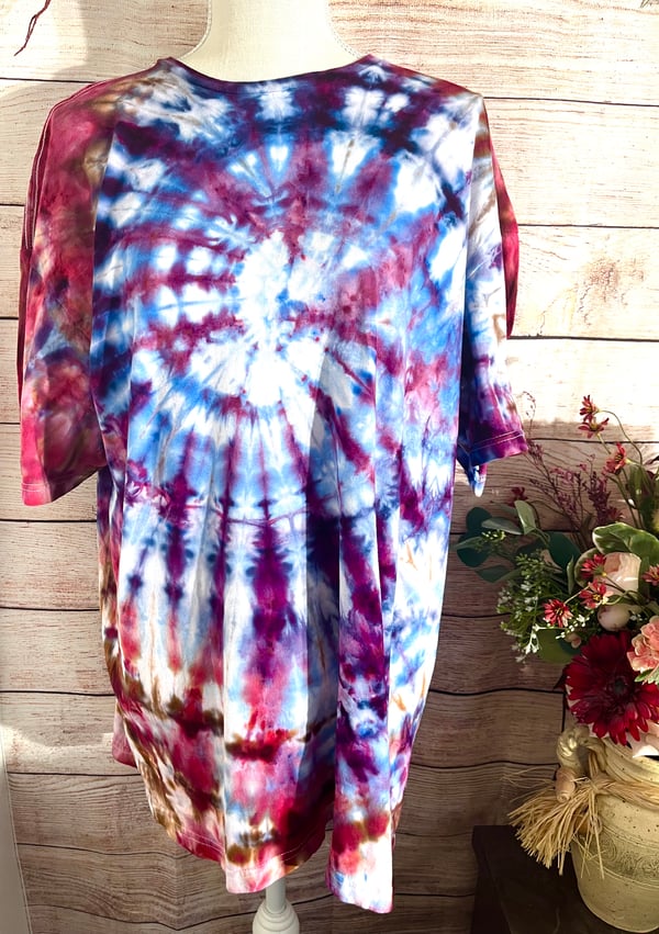 Image of Spiral Dream Ice Tie Dye Tee Size 2X