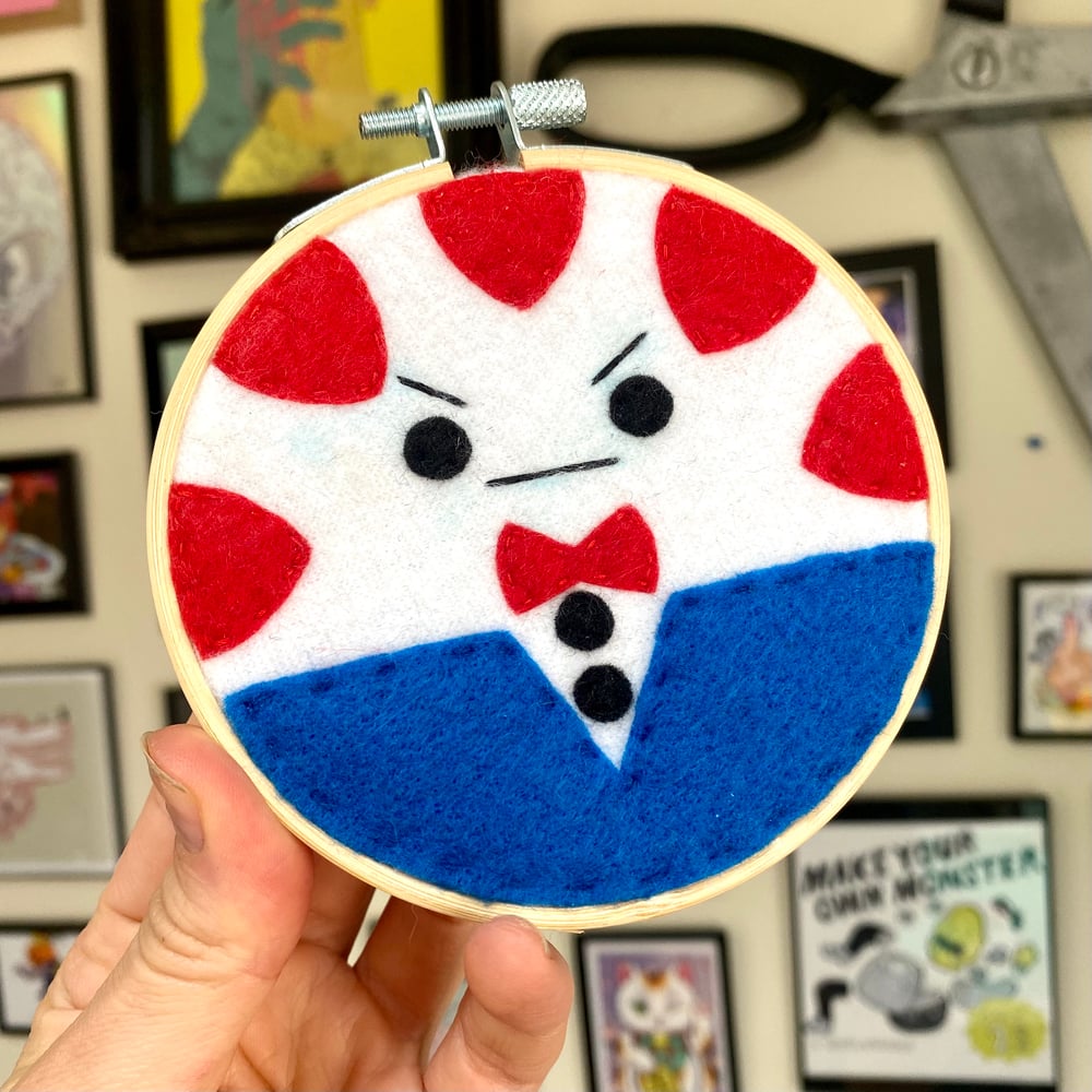 Peppermint Butler Embroidery Hoop