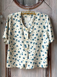 Image 1 of Chemisier vintage à fleurs bleues