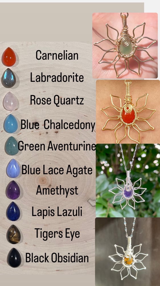 Image of Flower Pendant : Choose your crystal 
