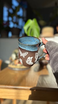 Image 8 of Butterfly mug 09