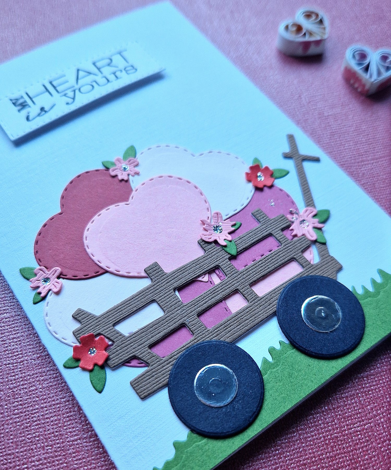 Image of Trolley Hearts & Floral Kisses