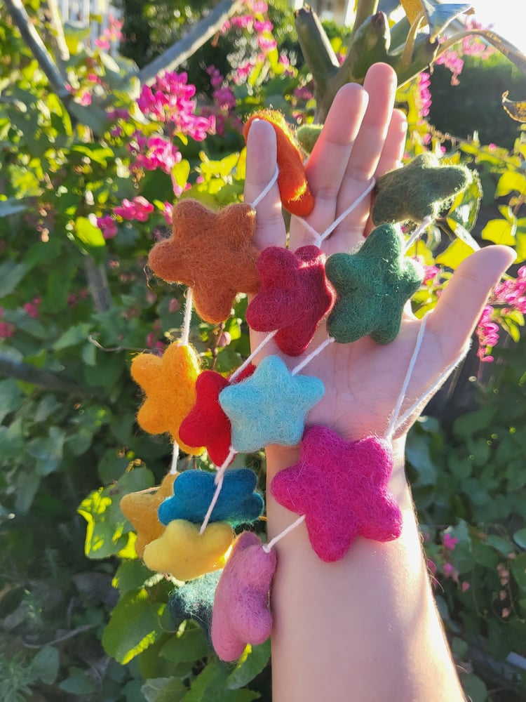 Image of Rainbow Star Garlands 🌟 🌈 