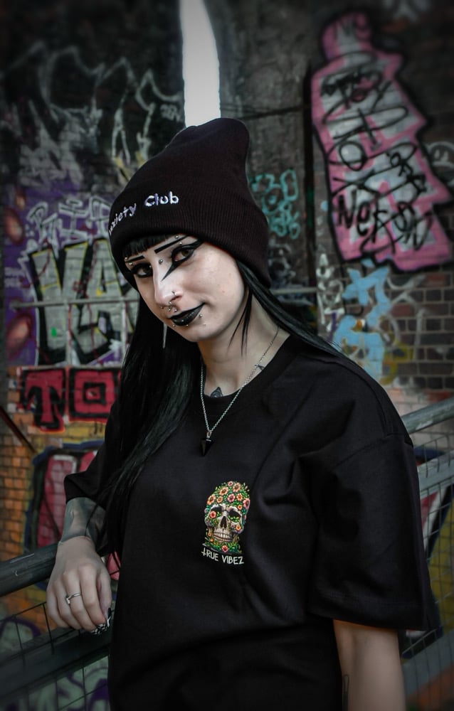 Image of IM ALIVE BUT NOT LIVING