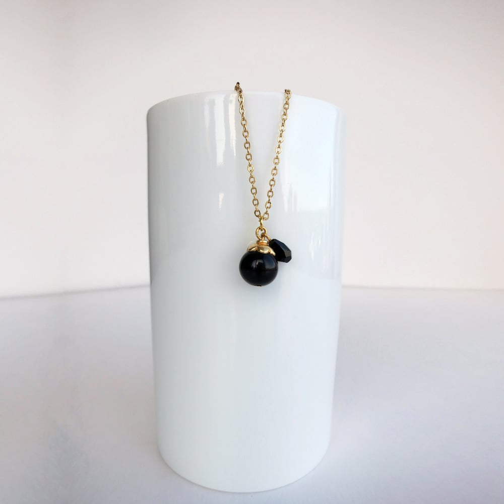 Image of Gold Flower Black Bead Necklace