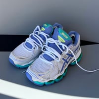 Image 1 of size: us7 uk5 eu38  cm24