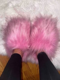 Image 3 of RICHY RIICH FUR SLIDES  “PRETTY N PINK “ 