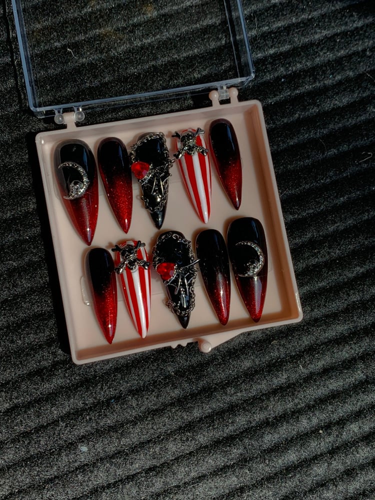 Image of Pirate Nails