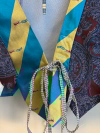 Image 13 of Tie top, happy day (xs-l)