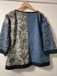 Image 2 of Swing Top ‐ galah and charcoal 