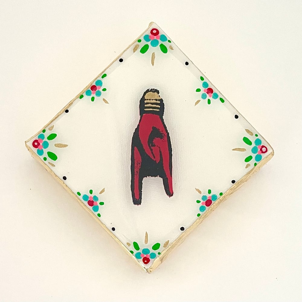 Image of Mano Cornuto Diamond White/Red 10cm