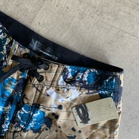 Image 2 of *BNWT OAKLEY BOARDSHORTS 