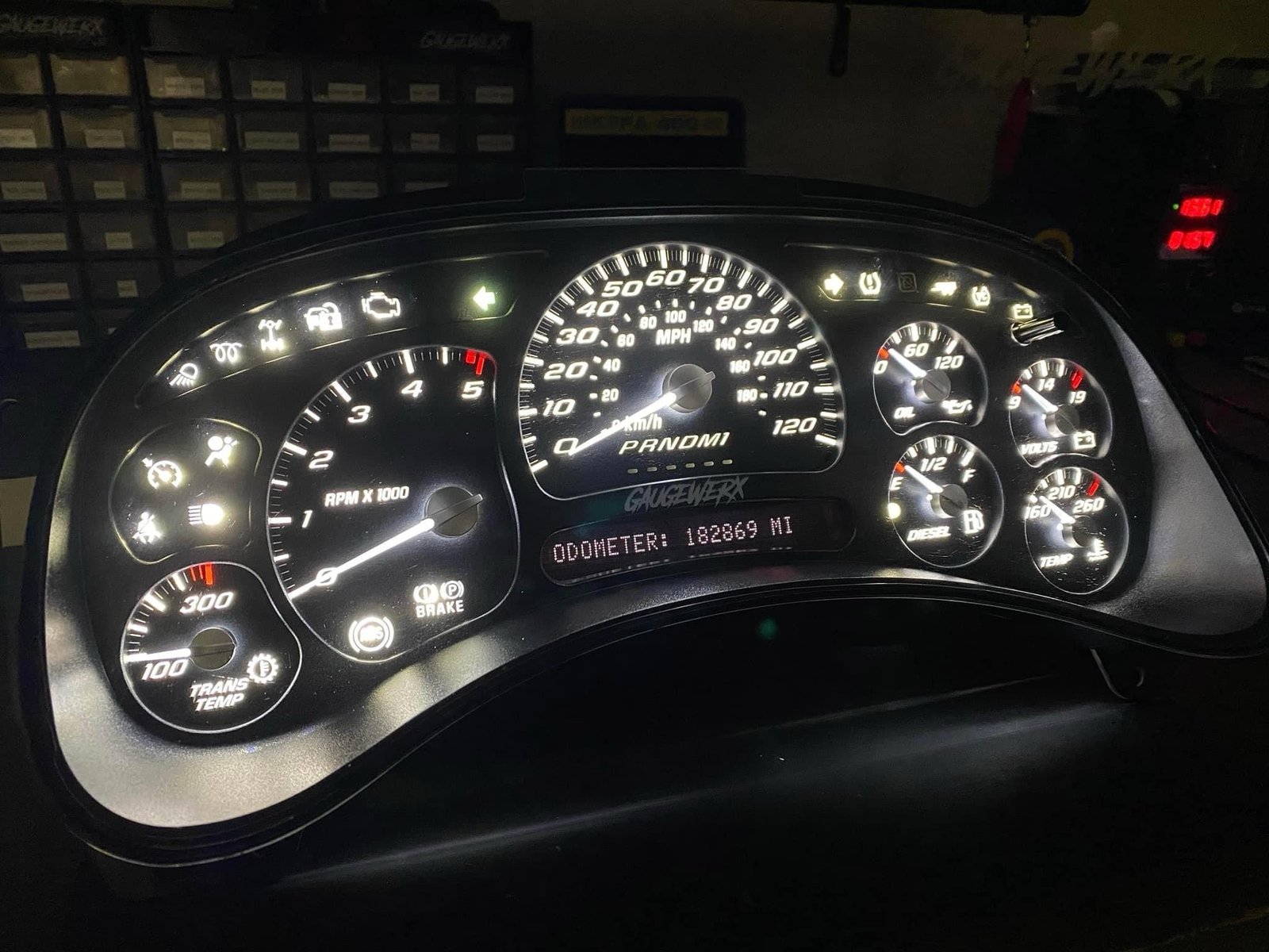 2003-2007 Classic GM Custom Cluster - Complete | GaugeWerx
