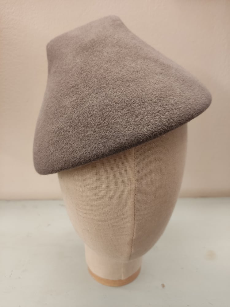 Image of Cappellino gattino grigio