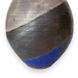 Image of TRI-COLOR LARGE EGG SHAPED VASE