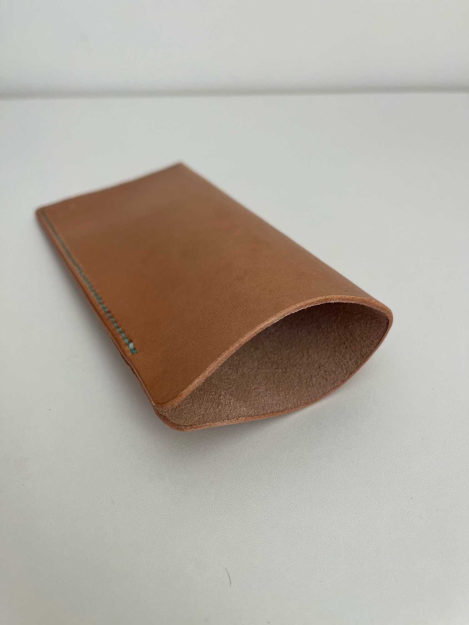 Image of Natural Vachetta Sunglasses Case (jade)