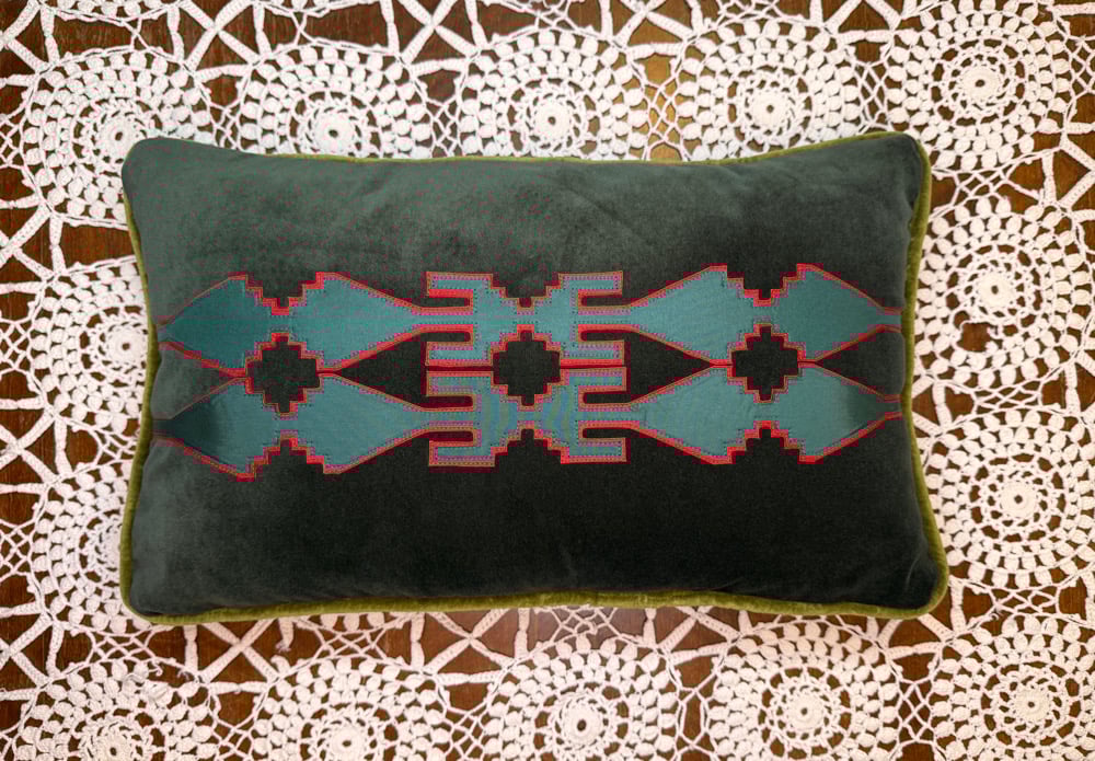 Christmas Ribbonwork Pillow Red Piped 12x20