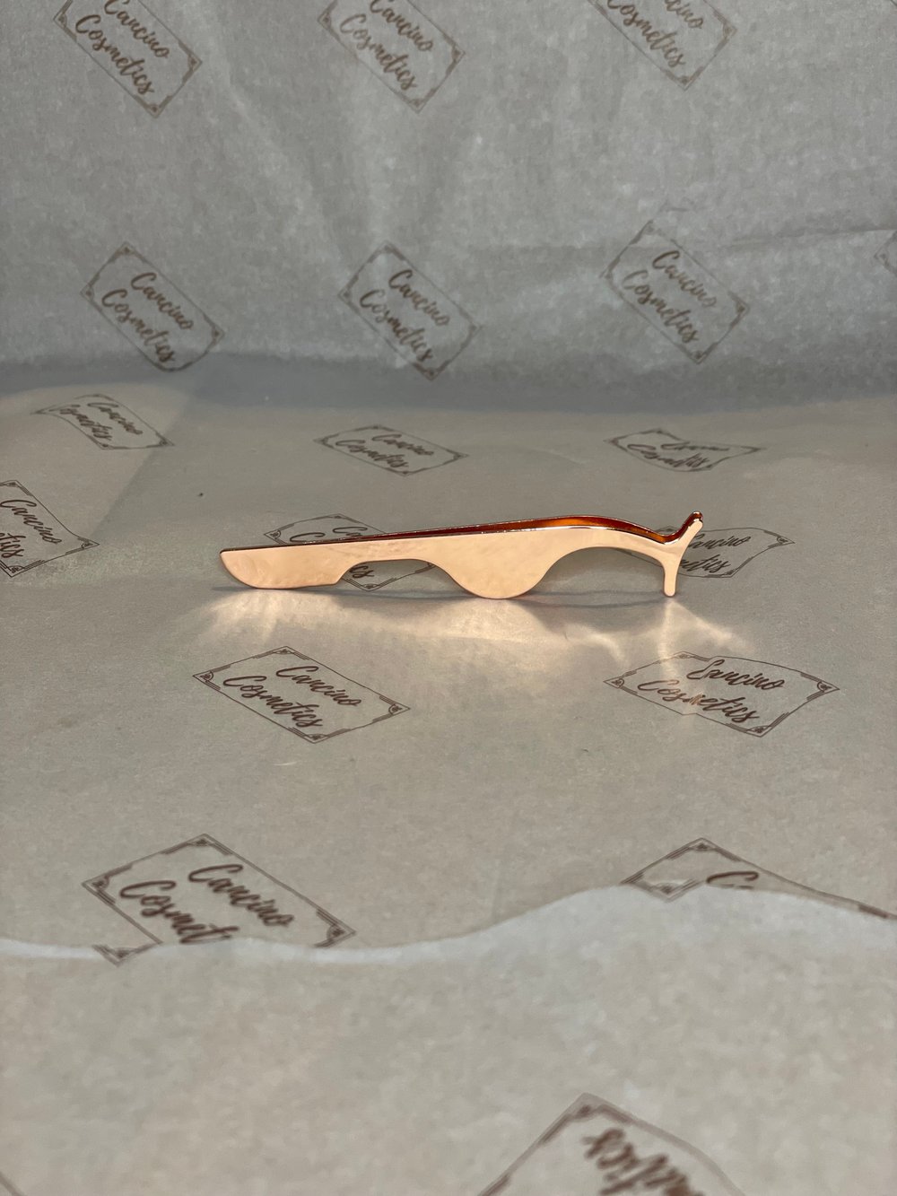 Image of EYELASH APPLICATOR