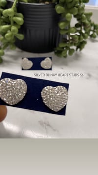 Silver blingy heart studs 