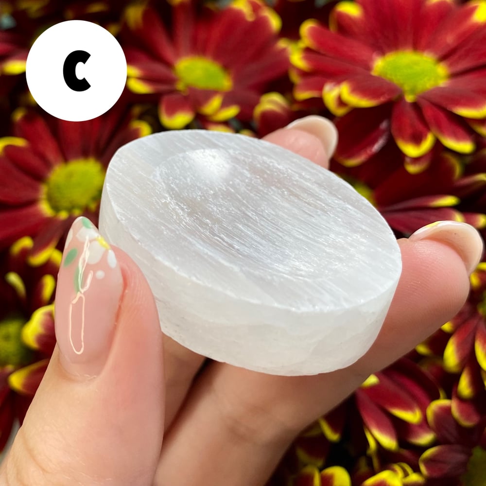 Image of Selenite Thumbstone/Mini Bowl