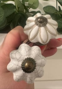 Image 1 of 2 assorted door knobs 