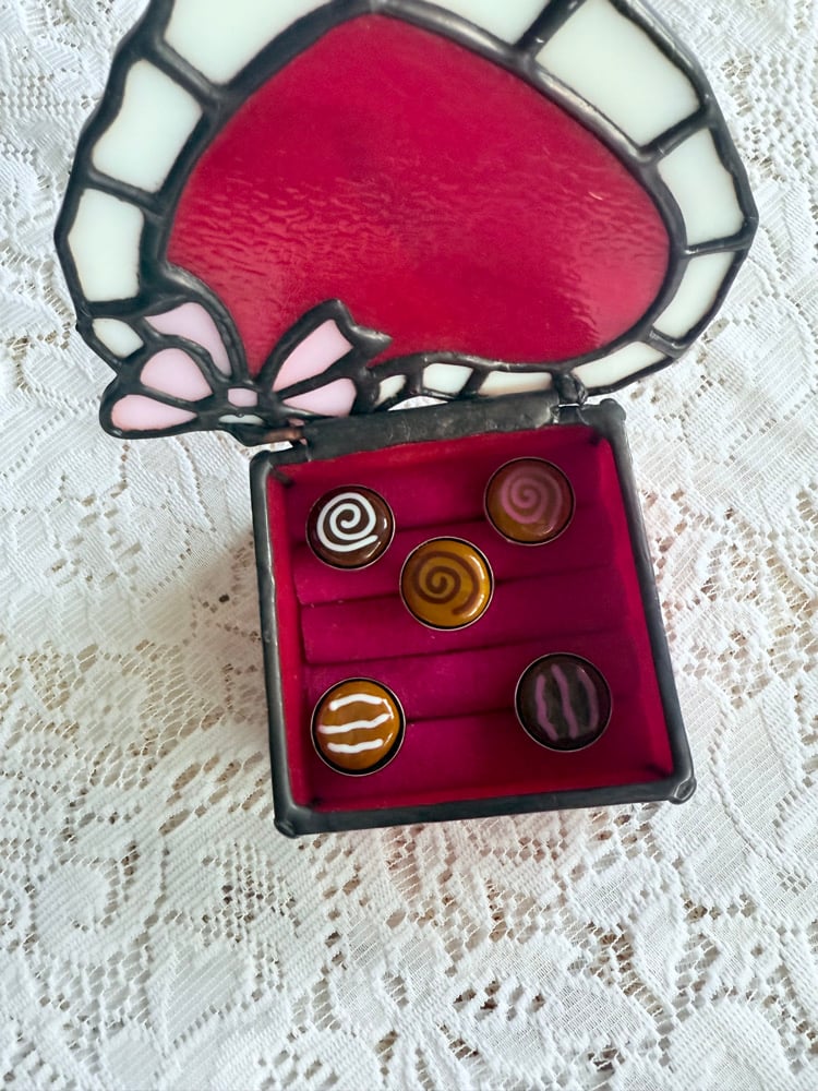Image of valentines jewelry box