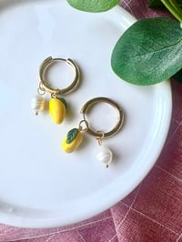 Clay Charm Hoop Earrings: Lime & pearls