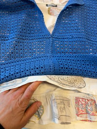 Image 13 of Daisy top, blue (one size)