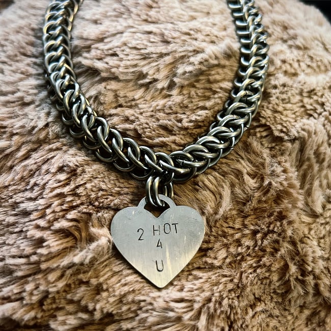 Conversation heart collar/choker