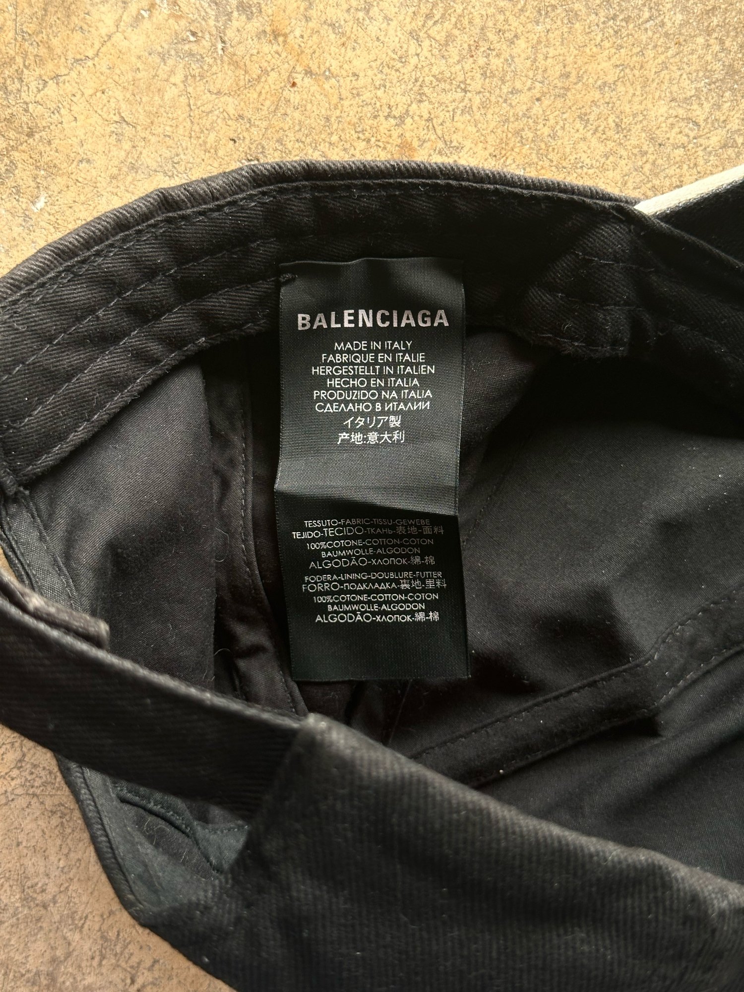 Image of Balenciaga Hybrid Cap