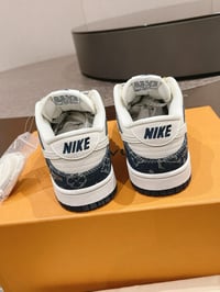 Image 9 of LV x Níke Sneakers