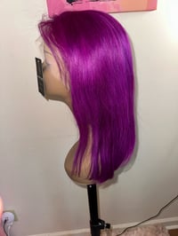 Image 2 of 14 inch purple bob wig 